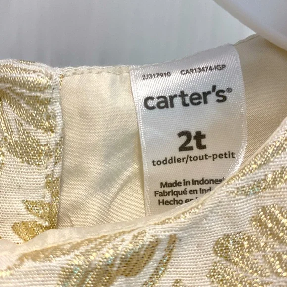 Carter’s babygirl 2T, cream shimmering drees. - Picture 3 of 6